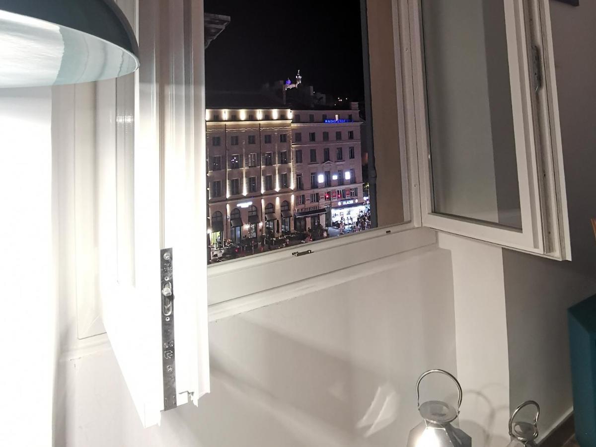 Appartement Face Au Vieux Port Vue 180 De Notre Dame Au Panier